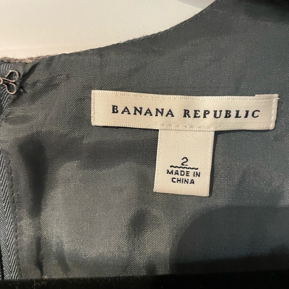 Banana republic dress in mauve and grey - Picture 2 of 3